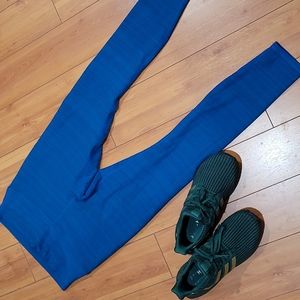 Guru active legging size small